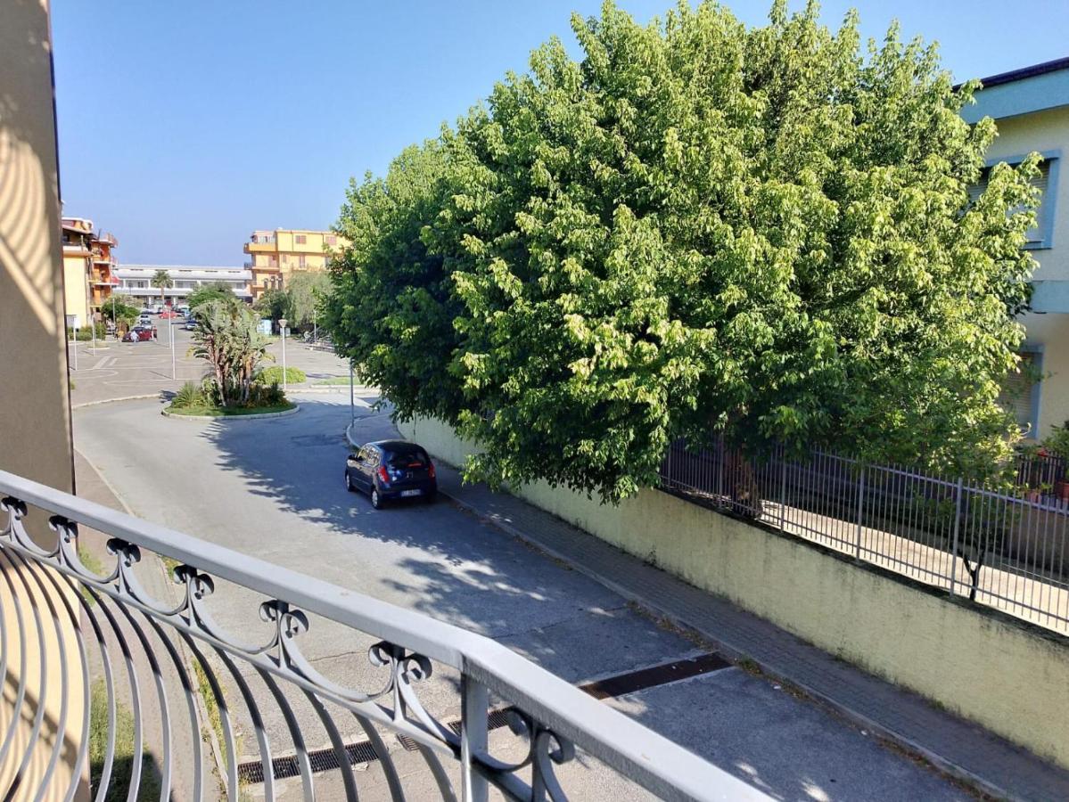 לינה וארוחת בוקר Marina di Davoli La Santera מראה חיצוני תמונה